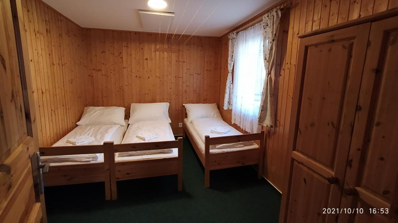 Penzion U Rybnika Marianska Екстер'єр фото